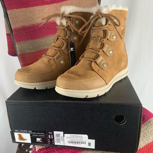 Sorel Shoes - 🆕❤️ SOREL Explorer Joan Short Boots